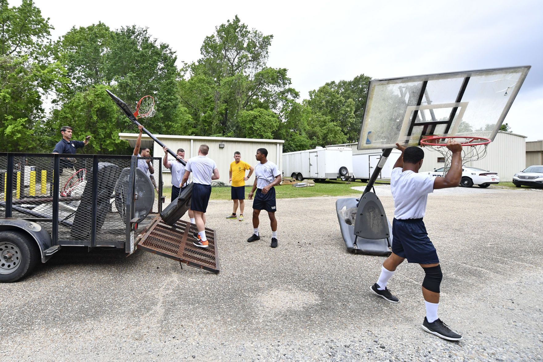 BR.hoops.adv HS 204.JPG